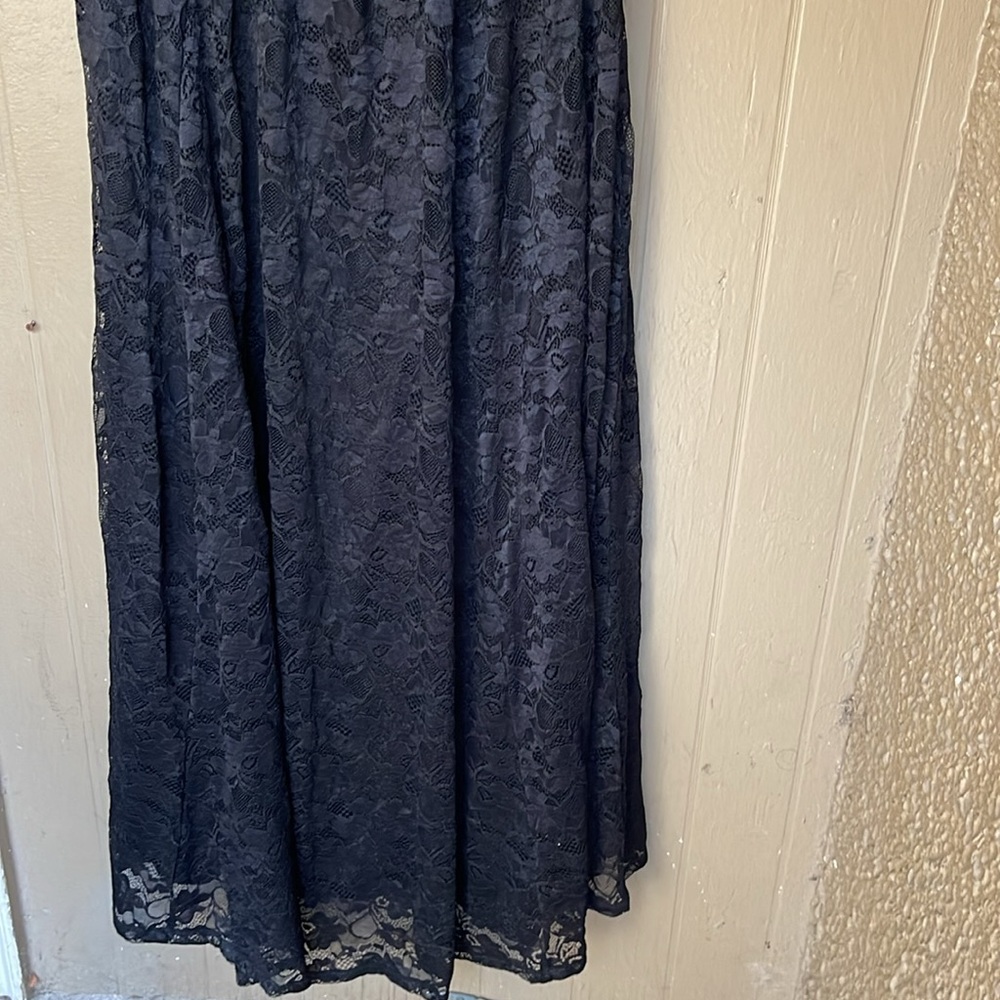 Torrid maxi lace strapless ruffle dress - Picture 5 of 11